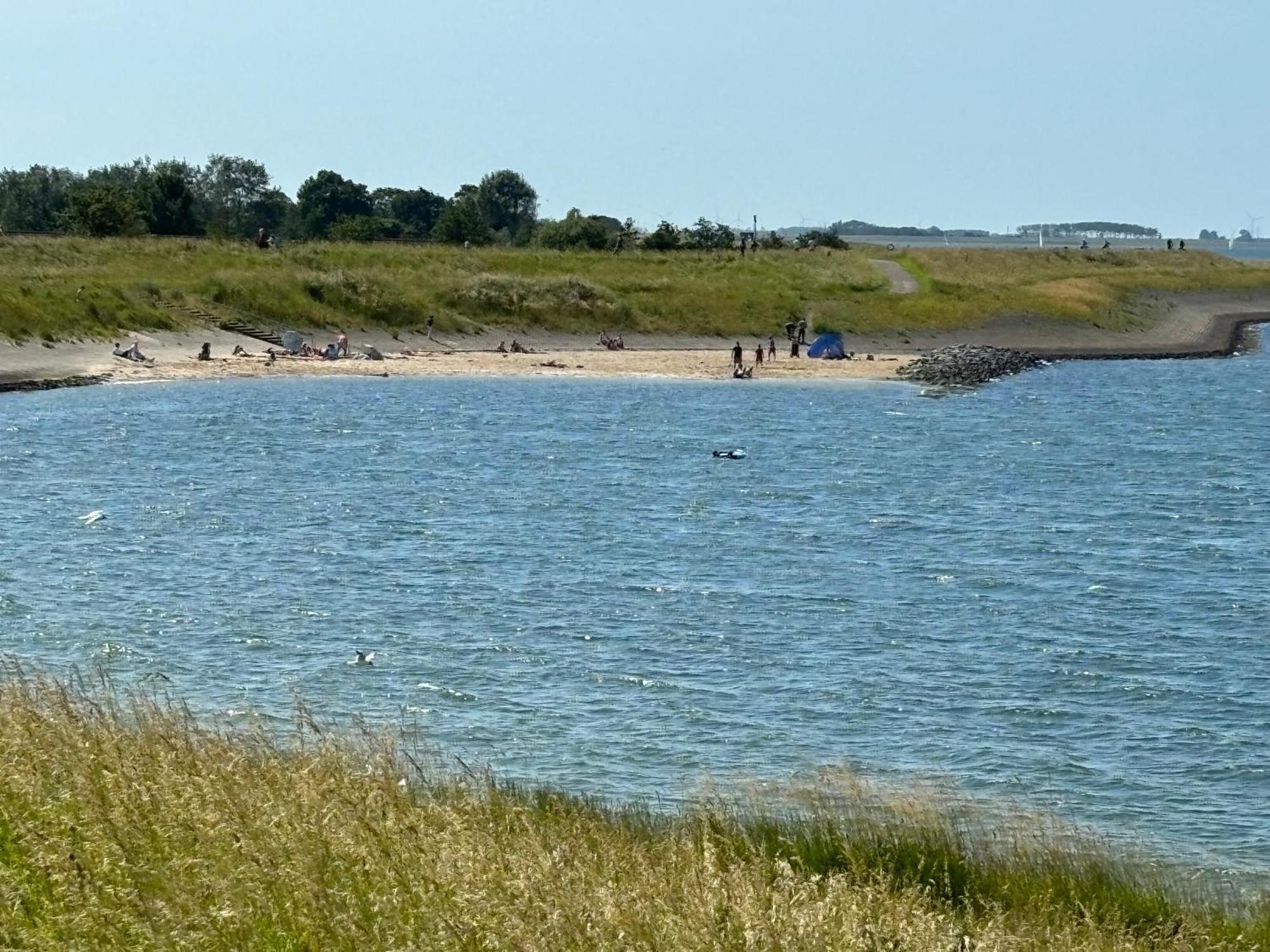Comfortabel En Gezellig Vakantiehuis Bij Het Strand Wemeldinge Exterior foto